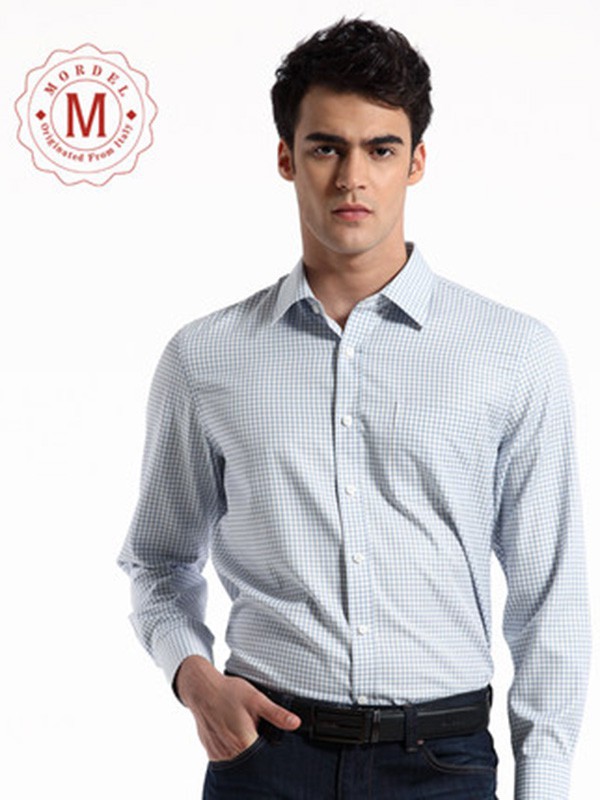 美尔顿2022秋冬季浅蓝色衬衫