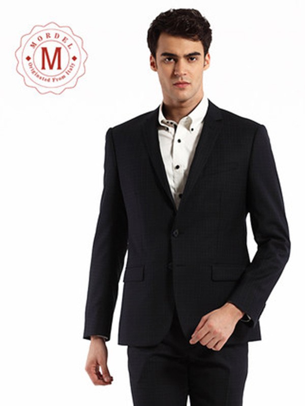 美尔顿2022秋冬季黑色西装