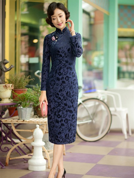 逸红颜2022秋冬季黑色旗袍