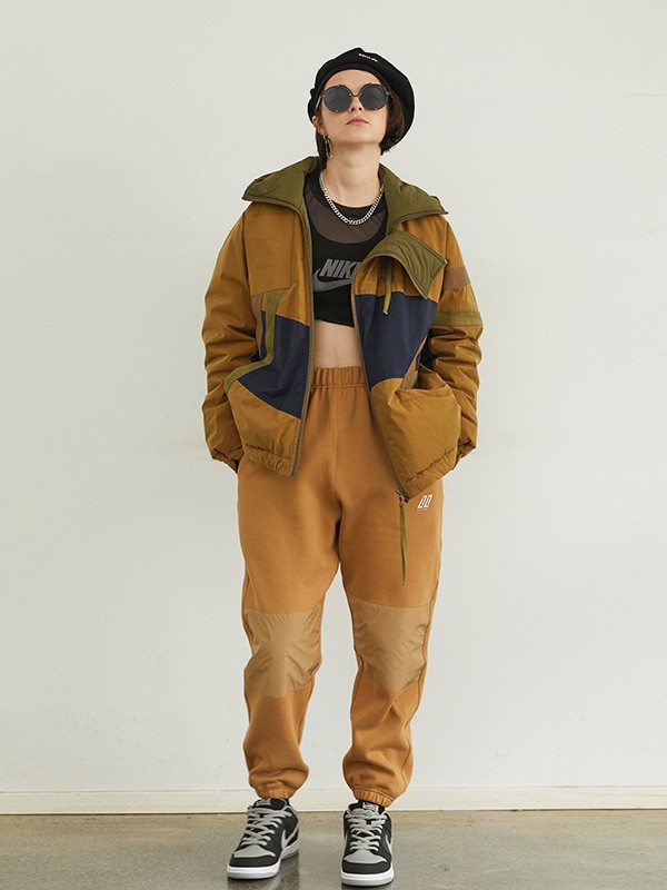 转向女装2022秋冬季咖啡色派克服