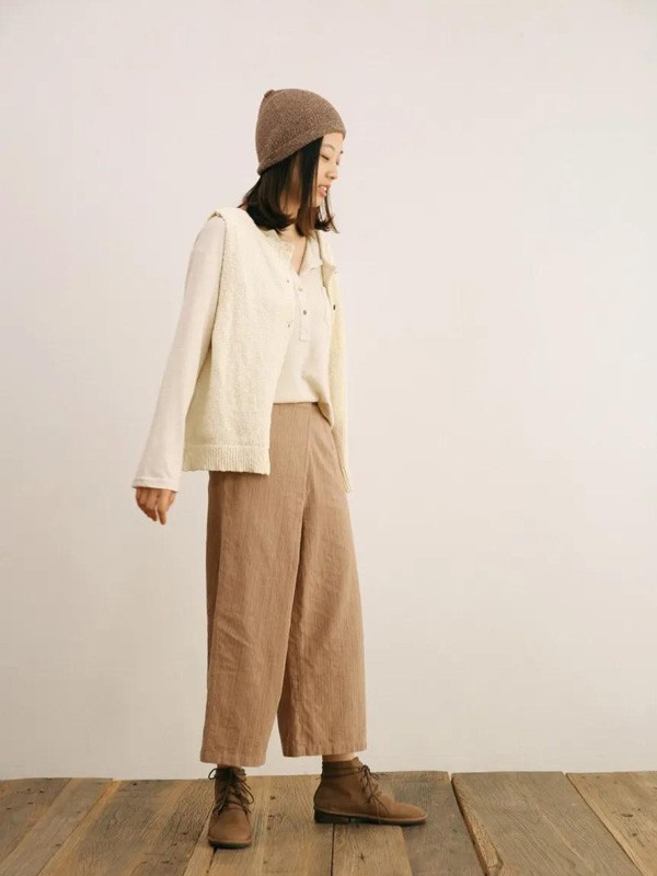 素缕女装2022秋冬季卡其色阔腿裤