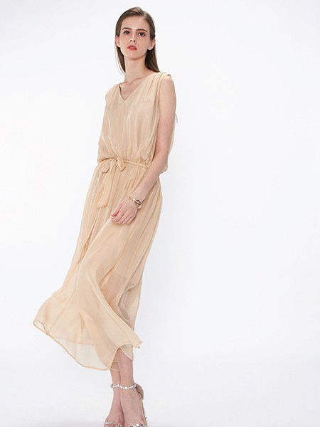 名略女装2023春夏季咖啡色连衣裙