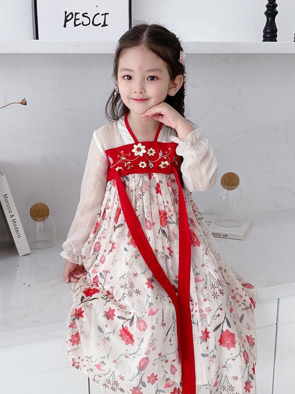 今兮古兮2022秋冬季白色连衣裙