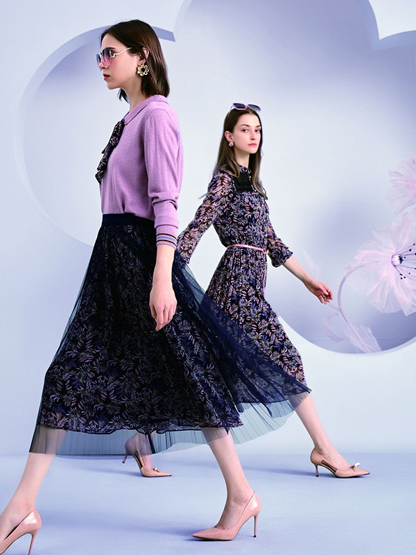 若岚菲女装2022秋冬季灰色连衣裙