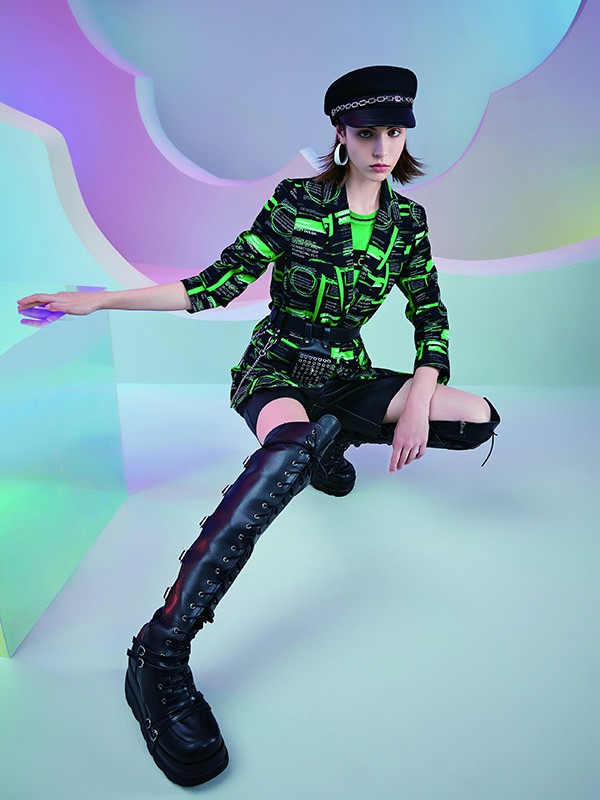 若岚菲女装2022秋冬季黑色马夹