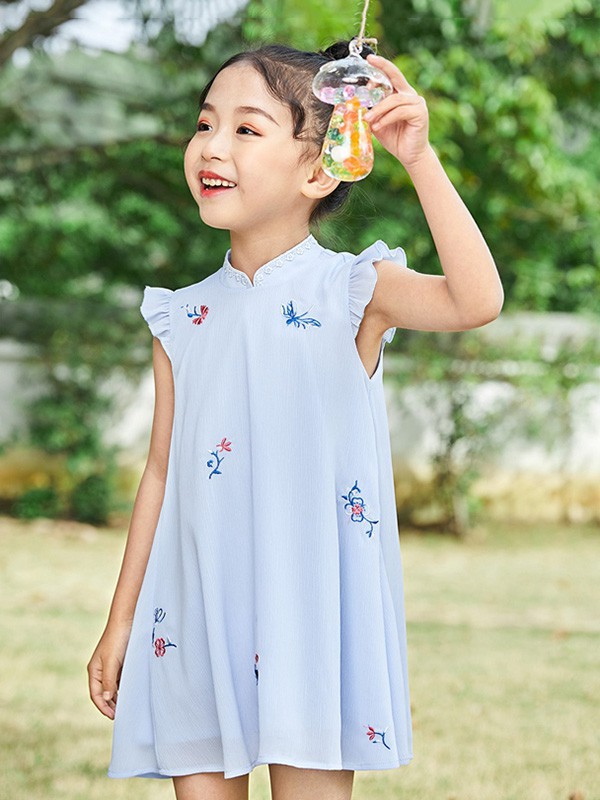 布布发现童装2022秋冬季蓝色连衣裙