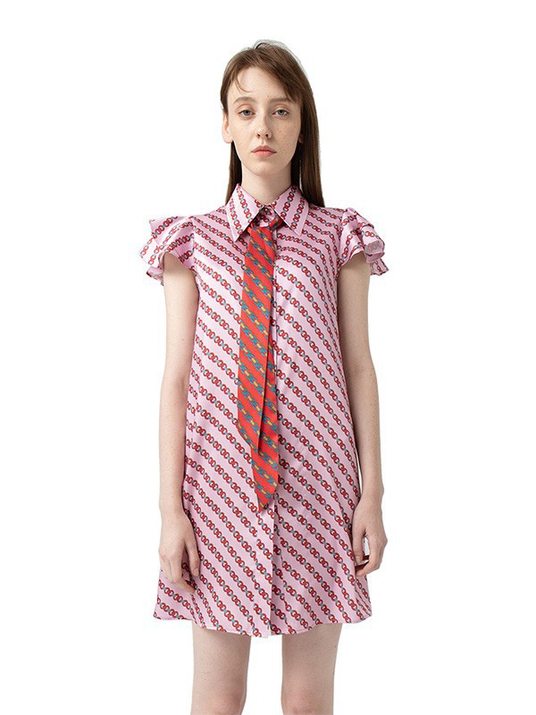 迪嘉雅休闲装2023春夏季粉色连衣裙