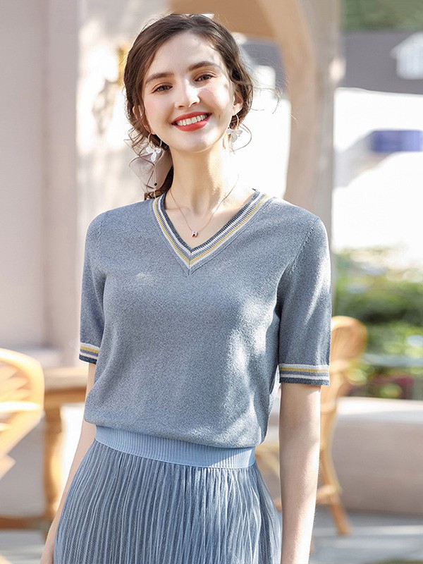 艾蓓怡2023春夏季灰色针织衫