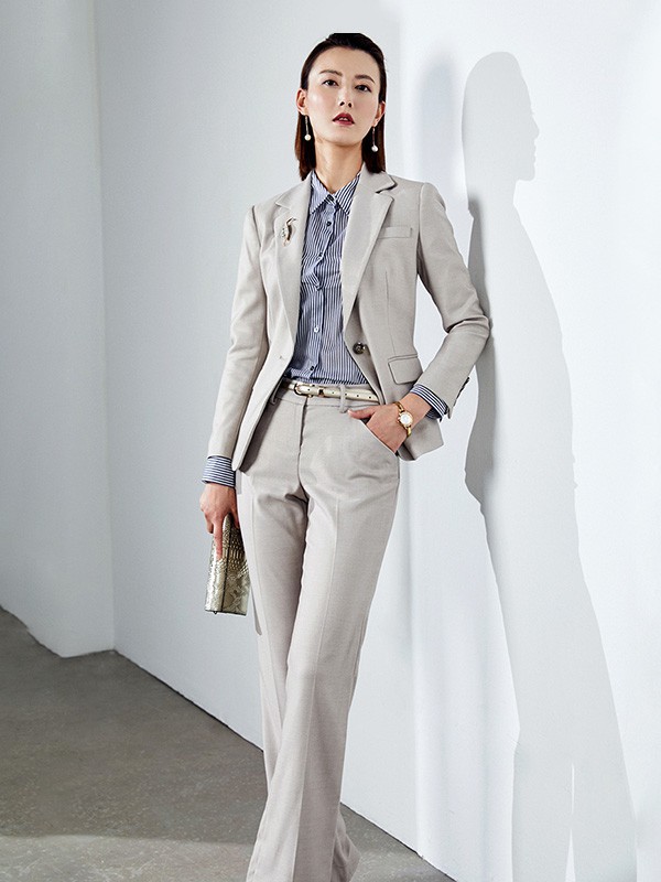 颈袖添香女装2022秋冬季白色西装