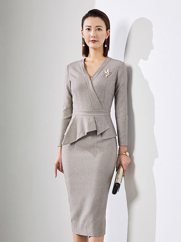 颈袖添香女装2022秋冬季灰色连衣裙