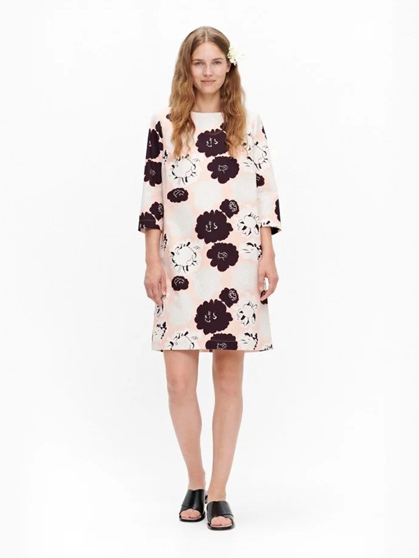 马里梅科2023春夏季白色连衣裙