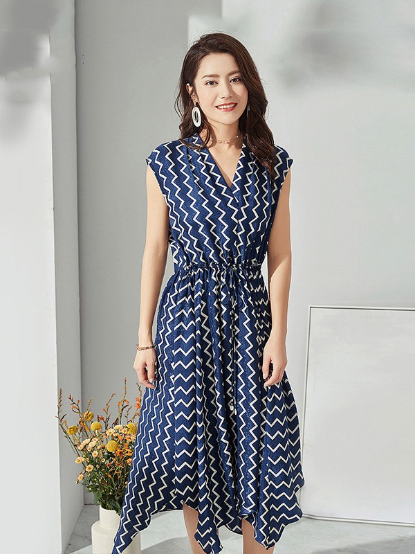 维多拉斯女装2023春夏季藏蓝色连衣裙