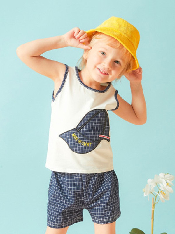 皮皮牛2023春夏季白色背心