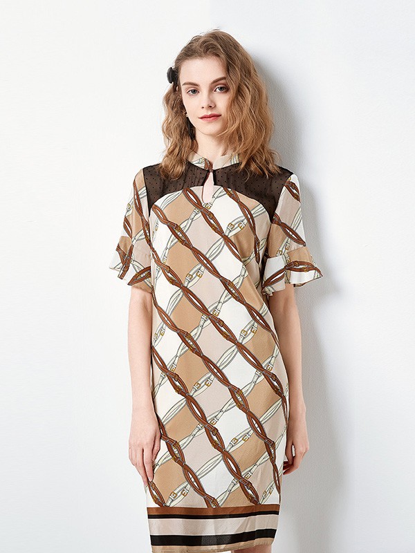 织度2023春夏季米色连衣裙