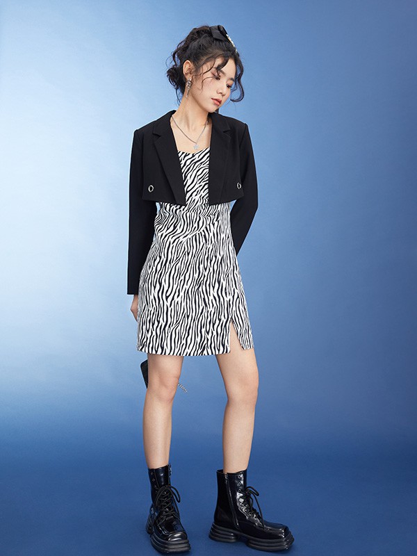 城市衣柜女装2022春夏季黑色纯色西装