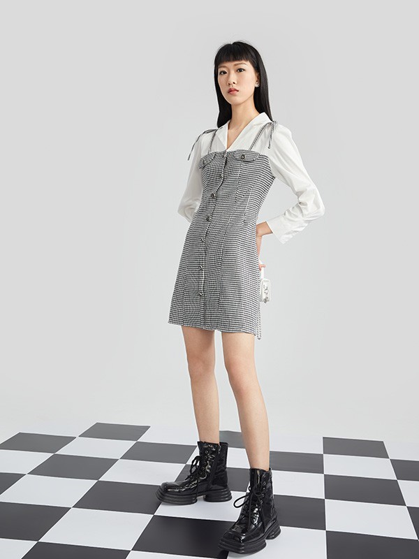 U女装2022春夏季拼色格子连衣裙