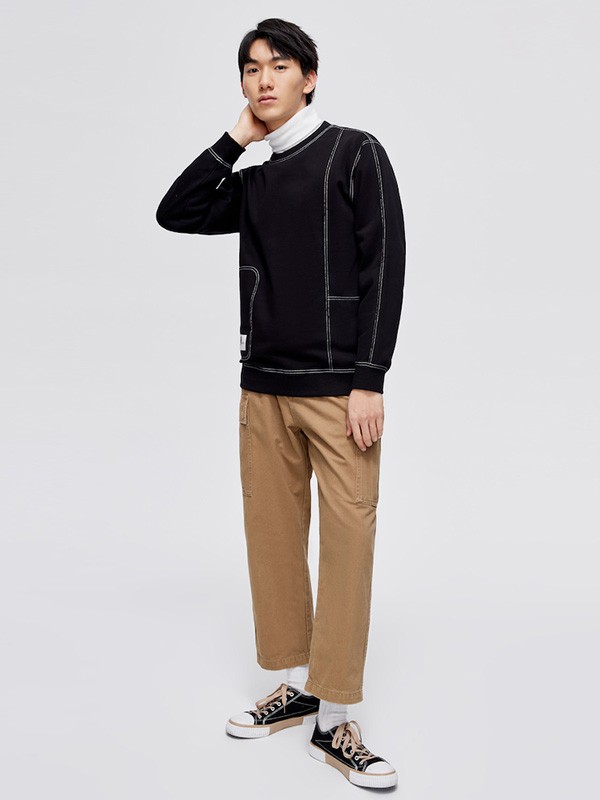 马克华菲2022春夏季卡其色纯色长裤