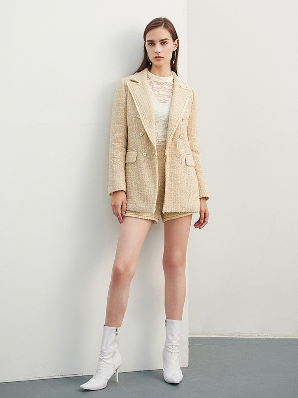 伊华欧秀2021秋冬季卡其色纯色西装