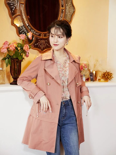 索玛女装2022春夏季粉色纯色风衣