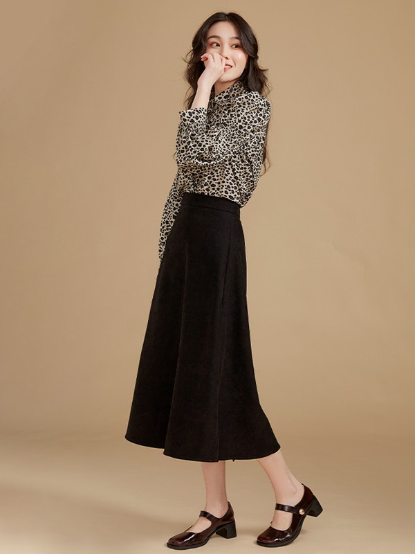 费依2021秋冬季黑色纯色长裙