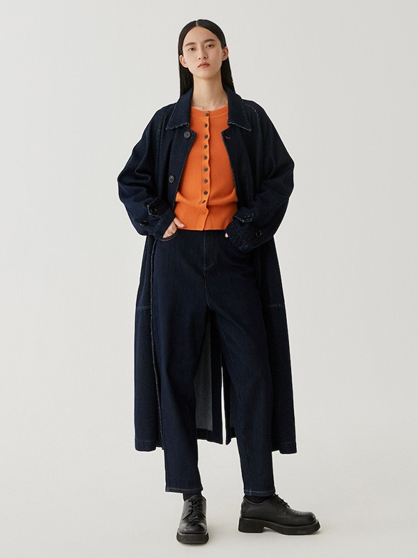 噢姆女装2022春夏季黑色纯色大衣