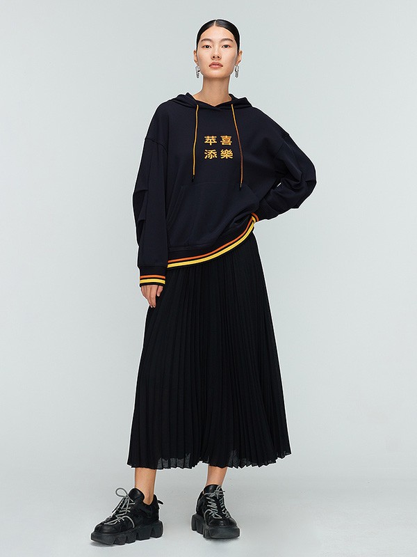 噢姆女装2022春夏季黑色纯色长裙