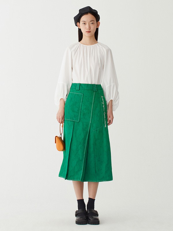 噢姆女装2022春夏季白色泡泡袖衬衫