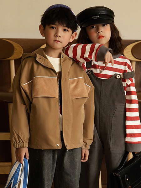 炒饭童装2022秋冬季棕色纯色外套