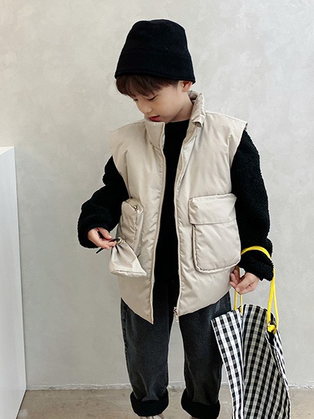 炒饭童装2021秋冬季白色纯色马夹