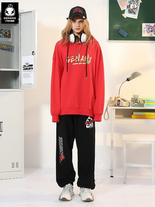 闪电潮牌休闲装2022春夏季红色字母T恤