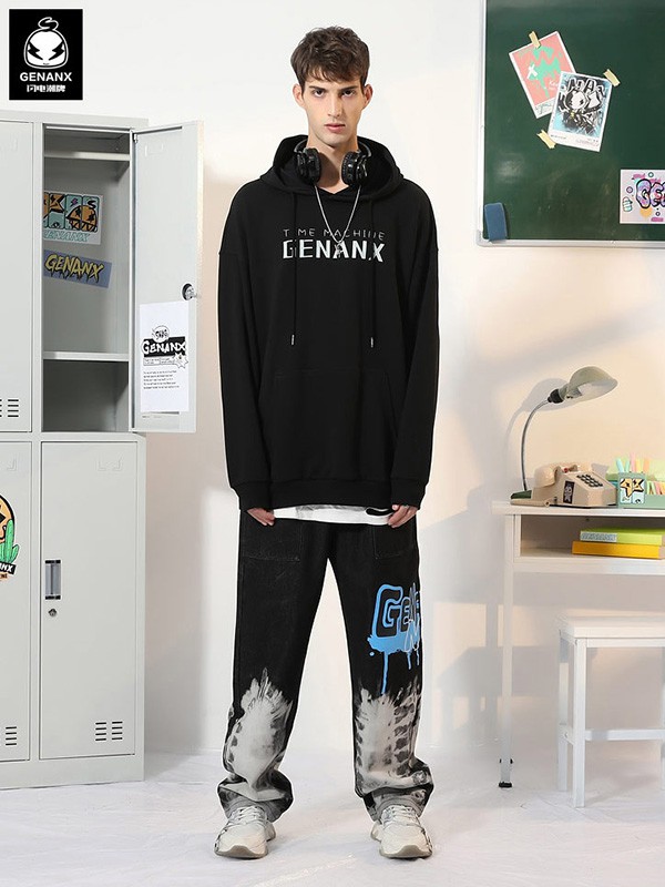 闪电潮牌休闲装2022春夏季黑色字母卫衣