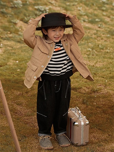 朴与素童装2021春夏季白色条纹T恤