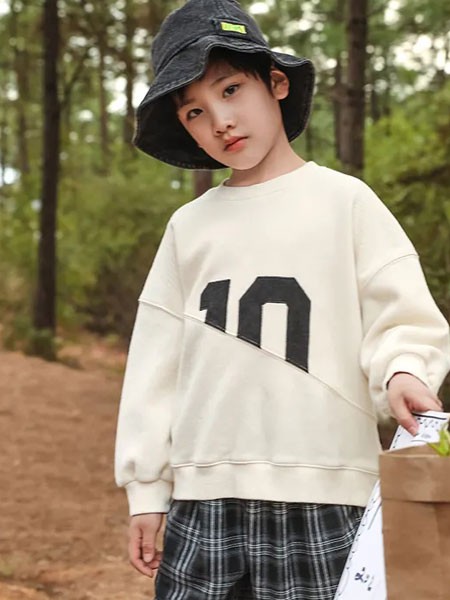 朴与素童装2021春夏季白色字母T恤