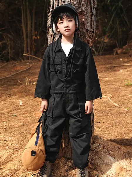 朴与素童装2021秋冬季黑色纯色连体裤