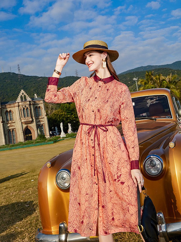 卡米兰2022春夏季裸色印花连衣裙