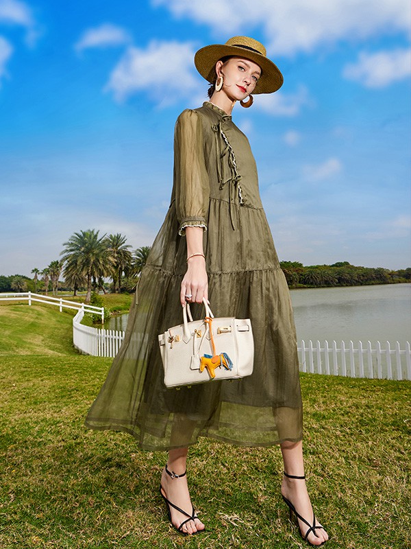 卡米兰女装2022春夏季绿色纱网连衣裙