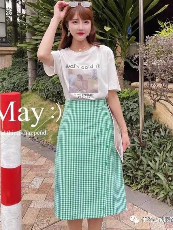 怦然心动2022春夏季白色印花T恤