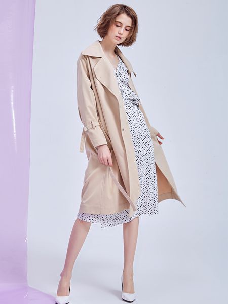 M.STUDIO女装2022春夏季卡其色纯色风衣