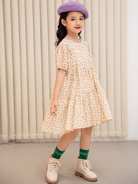 城秀2022春夏季黄色印花连衣裙