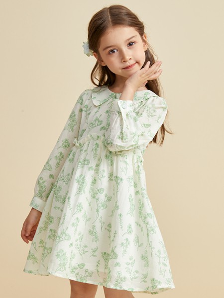 笛莎2021秋冬季绿色印花连衣裙