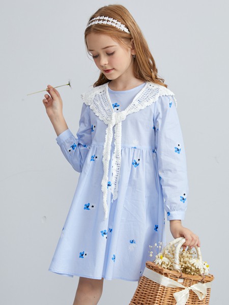 笛莎2021秋冬季蓝色印花连衣裙