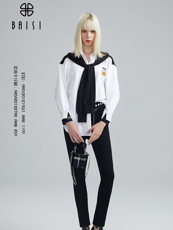 百丝女装2022春夏季白色印花T恤