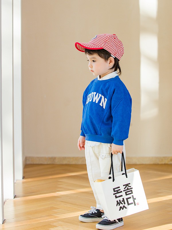 古力家童装2022春夏季蓝色字母T恤