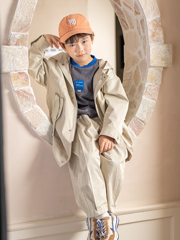 古力家童装2022春夏季卡其色纯色长裤