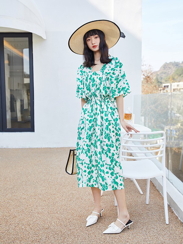 迪笛欧2022春夏季白色印花连衣裙