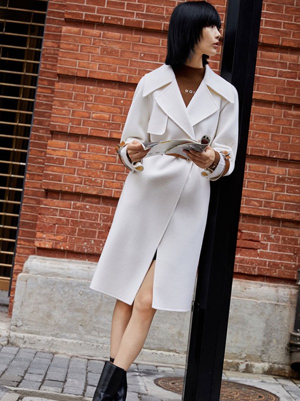 纳俪2021秋冬季白色纯色风衣