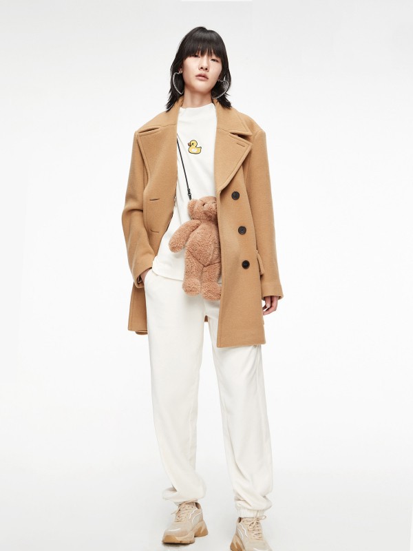 摩安珂 2021秋冬季卡其色纯色大衣