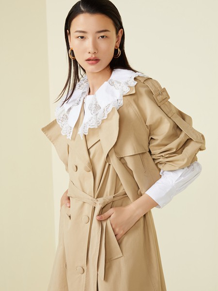 奥伦提女装2021秋冬季卡其色纯色风衣