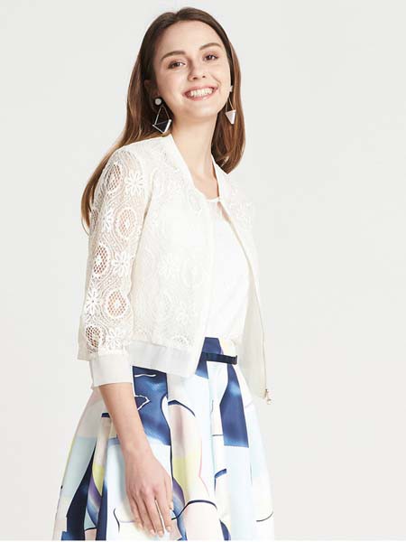 埃迪拉女装2022春夏季白色纯色西装