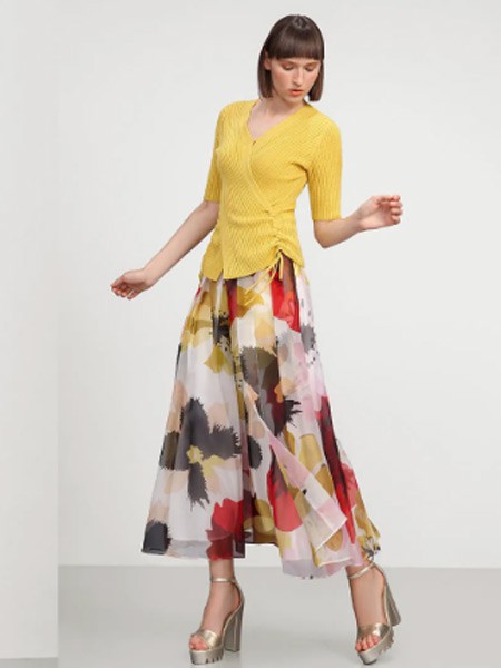 卡汶2021春夏季白色印花阔腿裤